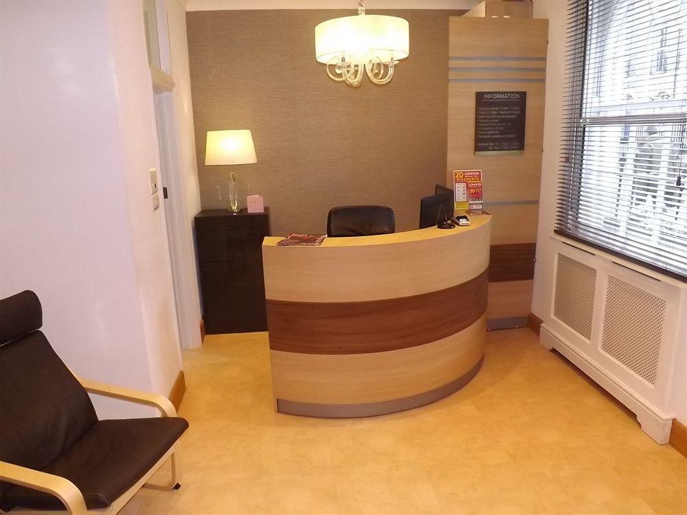 Fairway Hotel Лондон Екстериор снимка